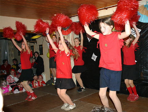 Nicht nur spritzige Showtnze wurden beim Kinderkarneval vorgefhrt